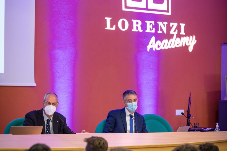 logo lorenzi group academy, Diego Lorenzi e i ragazzi della scuola